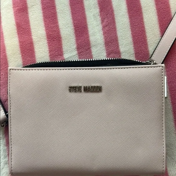 Steve Madden Blush Pink Crossbody Bag - Picture 2 of 5